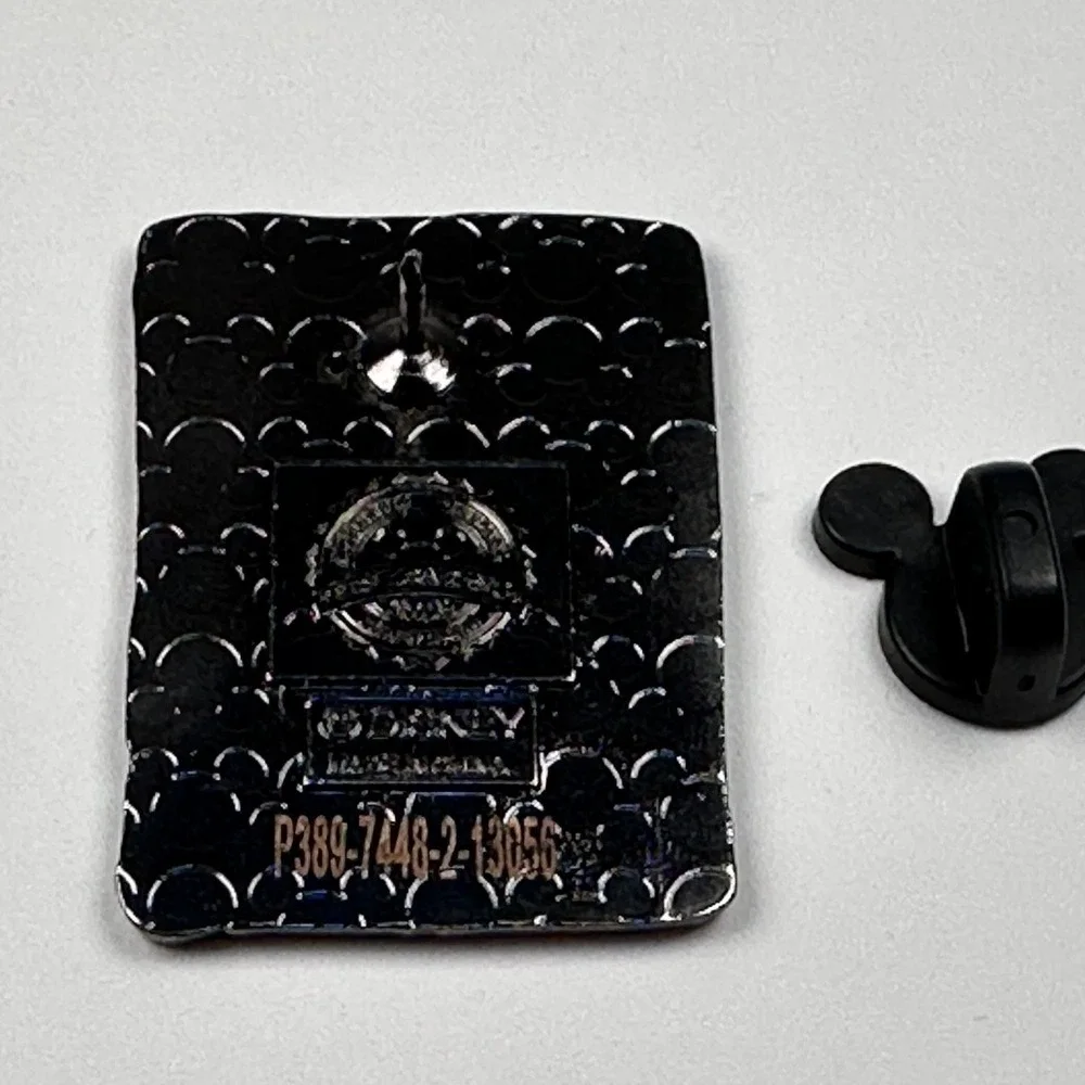 Disney‎ Pin Trading HEADLESS HORSEMAN Knight Sword 2012 Warrior Copper